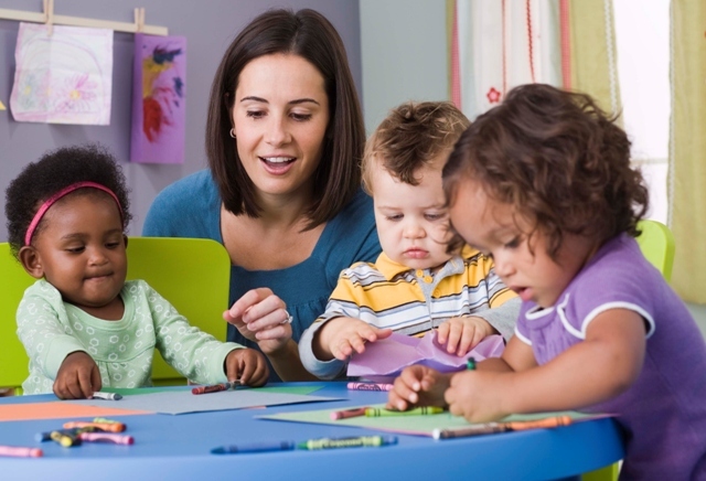 The teaching assistant pre-apprenticeship programme is for lone parents.