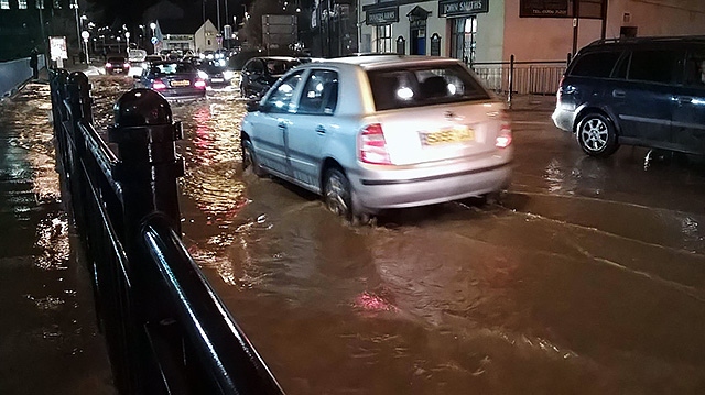 Whitworth Road flood