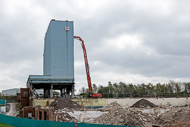 Dunlop Tower being demolished in 2014