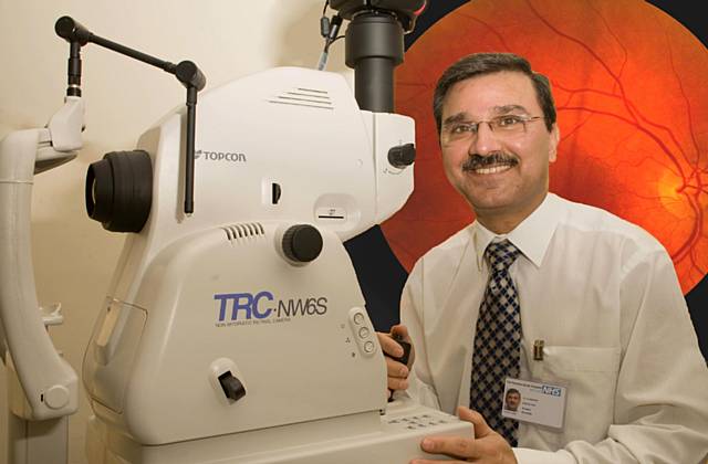 Mr Tanveer Hashmi, winner of the Doctor of the Year Award