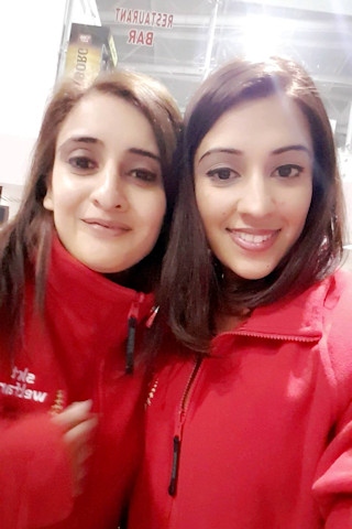 Samaira Iqbal (right) and Shabnam Naz (left) are aiming to raise £6,000 to deliver aid to Syrian refugees in Turkey.