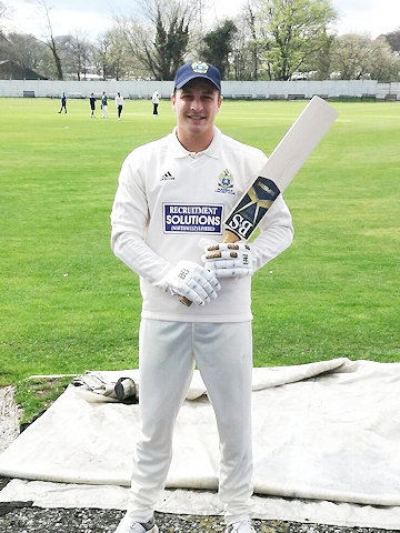 Ed Moore returning to Rochdale Cricket Club