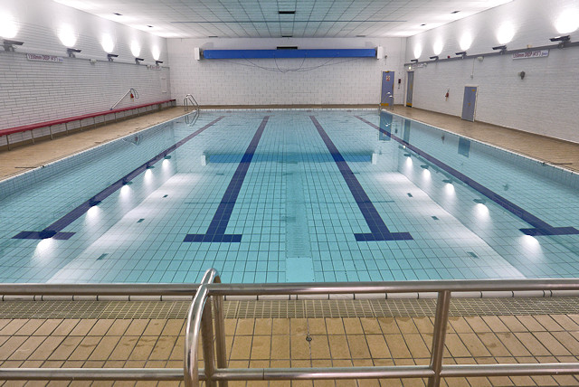 Wardle Aquatics Centre swimming pool