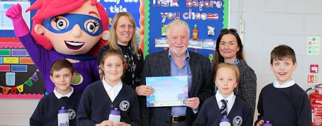 Councillor Allen Brett, Leader Rochdale Borough Council with pupils at St John’s CE Thornham Primary School