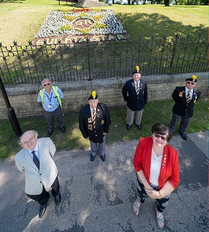 Standing proud under The Burma Star Display. Front row: Councillor Billy Sheerin, Mayor and Rochdale in Bloom representative, Councillor Janet Emsley, Armed Forces representative. Middle: Peter Clegg, Rochdale Fusiliers’ Association. Back Row: Tracy Hibbert, Streetscene Operations Manager, Rochdale Borough Council, Kenny Eaves and Peter George, Rochdale Fusiliers’ Association.