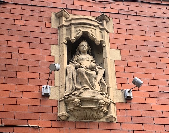The hotel was built as a memorial to Queen Victoria - this statue overlooks the entrance