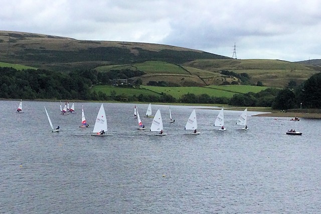 Junior Travellers – the Lasers lead the Toppers round the first mark