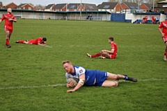 Luke Fowden scored the final try of the match
