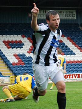 Le Fondre thinks he's scored but his goal was ruled out for offside