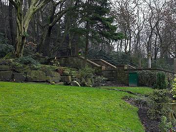 A view across the garden to the fountain steps