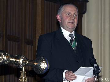 Outgoing Mayor, Cllr Ashley Dearnley