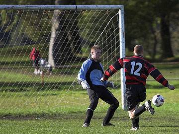 Richard Helme closing in on goal