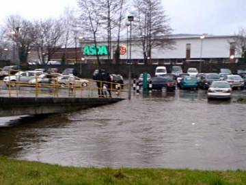 River Roch bursts banks at Hopwood Hall College