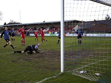 Davey Luker Scores His Second