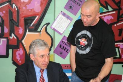 Jack Straw talks to project volunteer Gary Leigh