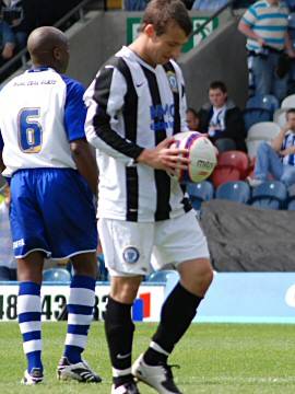 Le Fondre steps up to take his penalty