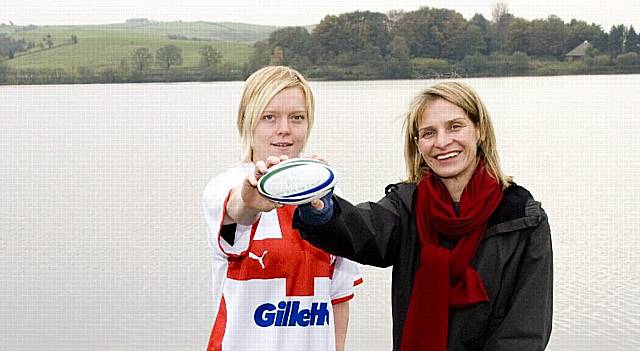 Beth Sutcliffe and Councillor Wera Hobhouse at Hollingworth Lake.