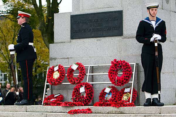 Service of Remembrance Rochdale Cenotaph 9 November 2008