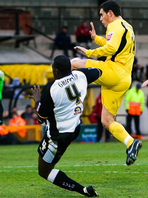 Rundle fends off Anthony Griffith - Port Vale v Rochdale 28-12-08