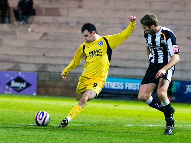 Dagnall shapes to shoot - Port Vale v Rochdale 28-12-08