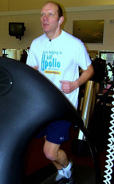 Keith Trinnaman running on the treadmill