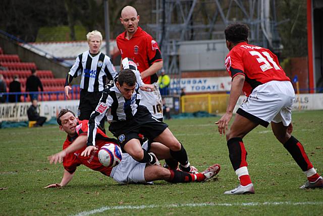 Rochdale v Accrington