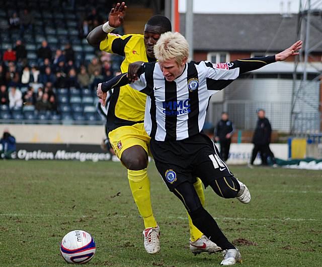 Rochdale v Rotherham