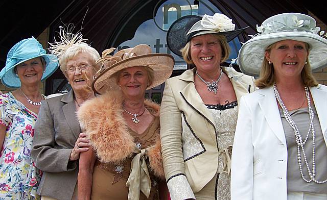 Ivy Geldard, Ada Thornicroft, Irene Booth, Ann Metcalfe and Karen Baron at Ascot day in 2008