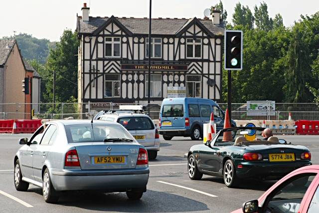 Sudden junction traffic lights operational