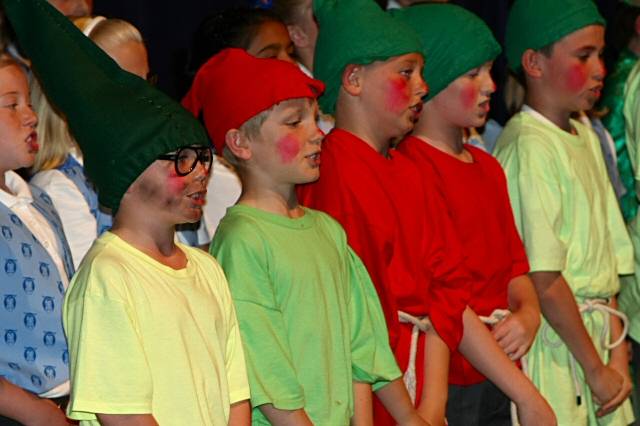 Healey Primary School Choral Speaking Group - Rochdale Youth Orchestra Summer Concert