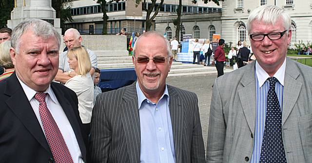 Irish MEP John Cushanan with Colin Parry and Rochdale MP Paul Rowen.