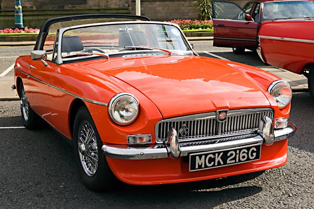 Vintage cars took part in the Peace Parade.