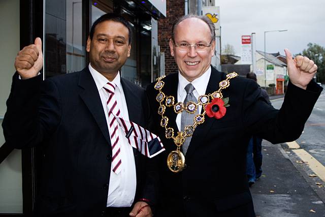 Moshahid Hussain & Mayor Keith Swift