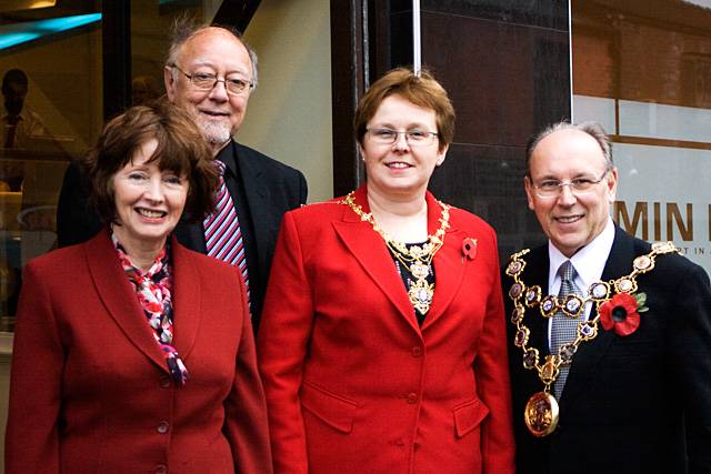 Pat Dobbin, Jim Dobbin MP, Mayoress Sue Etchells, Mayor Keith Swift