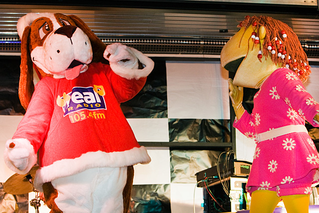 Fizz (Tweenies) and the Real Radio Dog