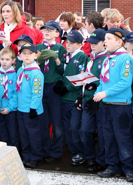 Remembrance service at Wardle Cenotaph