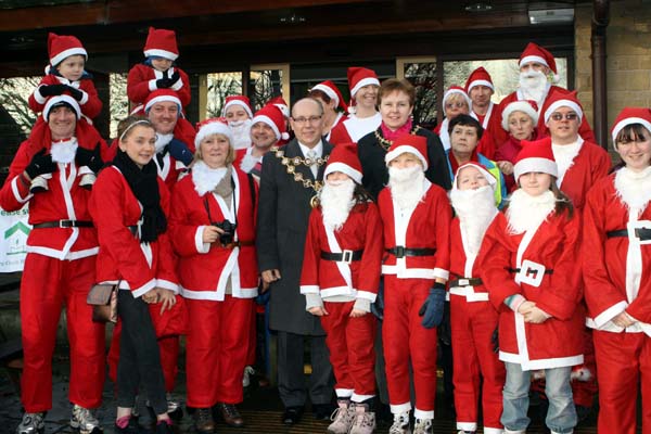 Springhill Hospice Father Christmas Fun Runners gather with the Mayor and Mayoress