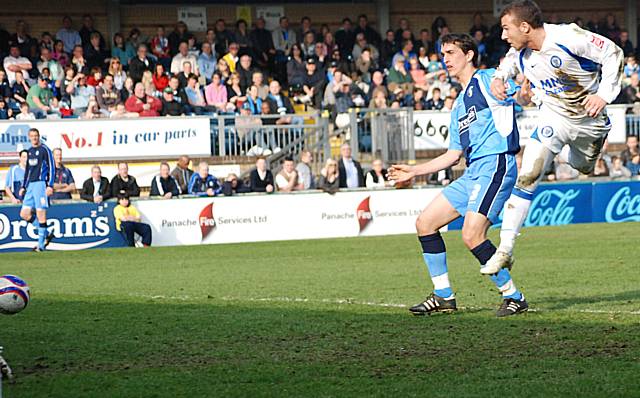 Le Fondre puts a header wide.