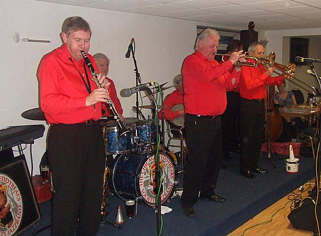 The Chicago Teddy Bears at Jazz on a Sunday.