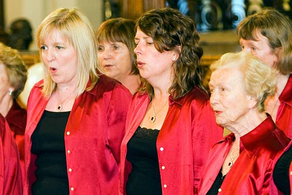 The Best of English - A Celebration of St George - Members of The Debrose Ladies Choir