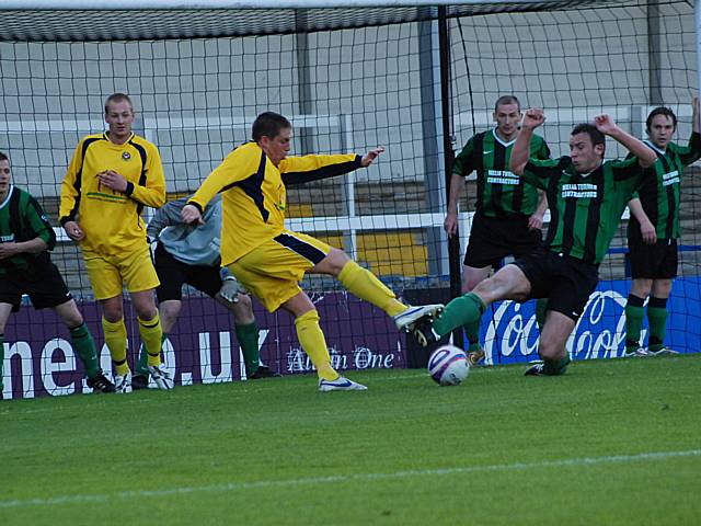 Rochdale Online Cup Final - Old Bricklayers vs North Star - 12 May 2009