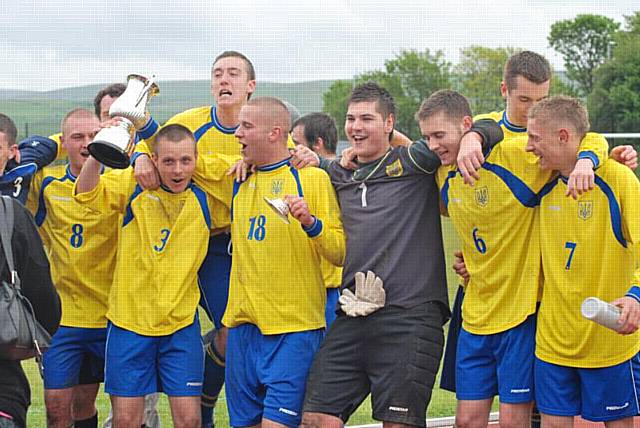 Boundary Park celebrate their cup final victory.