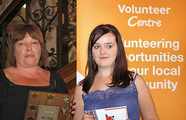 Representatives from the Burnside Community Centre with their Best Youth Volunteering Organisation award.