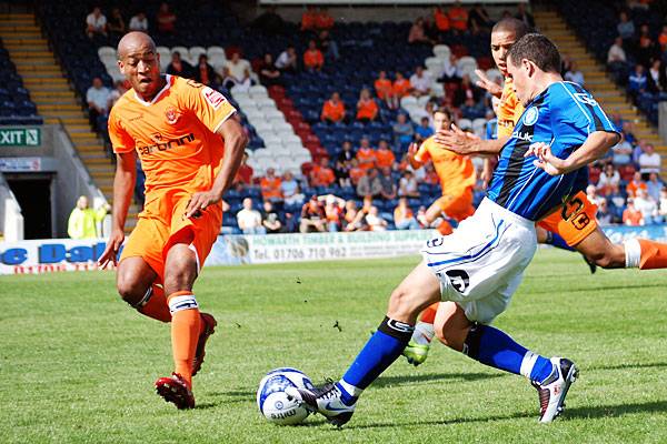 Rochdale 1 - 1 Blackpool