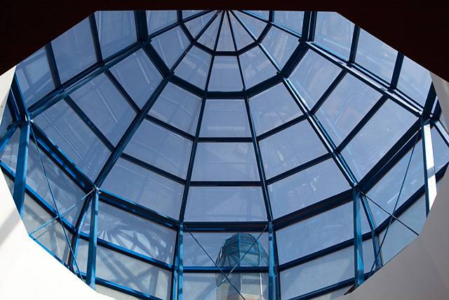 Neeli Mosque and Islamic Centre - The Minaret can be seen through the Dome