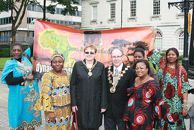 The Dynamic Ladies of Greater Manchester, who bring together African women in the Greater Manchester area to promote African culture, with Rochdale's Mayor Councillor Keith Swift and Mayoress Sue Etchells.