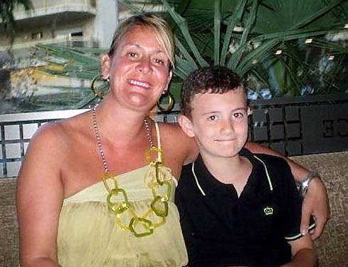 Hayden Aspin with his mother, Lara 