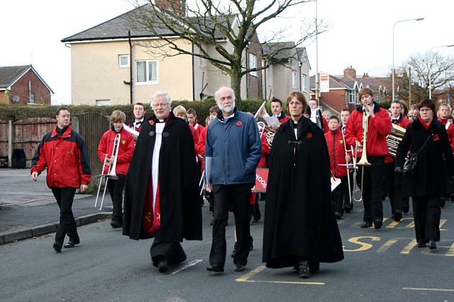 Remembrance Sunday service at the Wardle Cenotaph - Sunday 14 November 2010