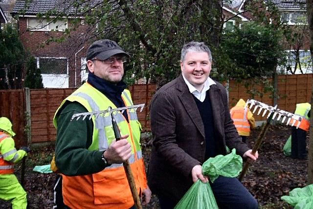 Councillor Dale Mulgrew offers offenders a helping hand