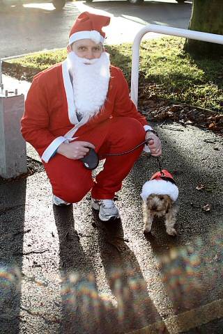 Springhill Hospice Father Christmas Fun Run - Sunday 12 December 2010